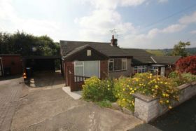 3 bedroom Bungalow t...